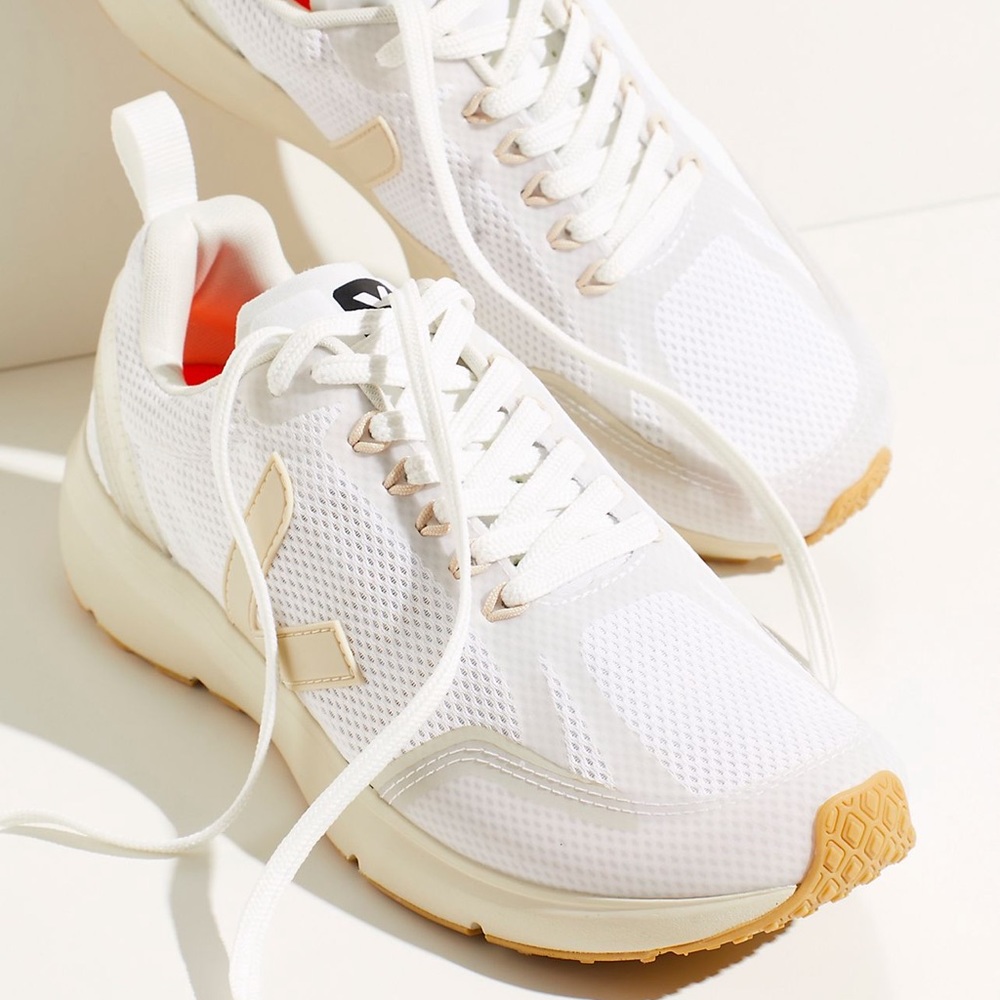 Veja | Condor 2 Sneakers White Pierre